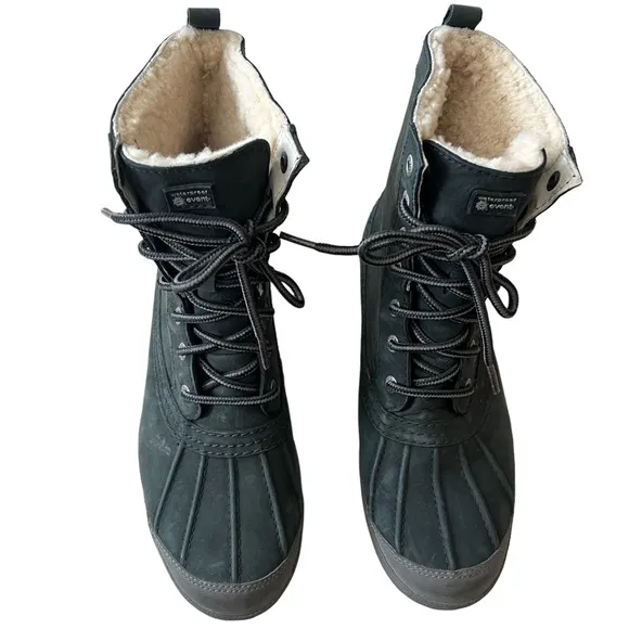 UGG WATERPROOF EVENT SHEARLING LINED WINTER BOOTS WOMENS SIZE 9