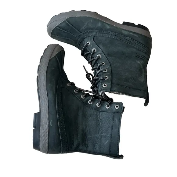 UGG WATERPROOF EVENT SHEARLING LINED WINTER BOOTS WOMENS SIZE 9