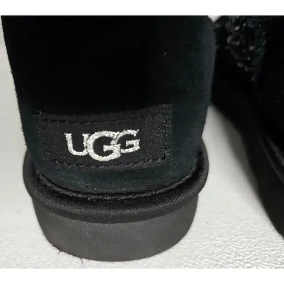 UGG WOMEN CLASSIC GALAXY BLING MINI BLACK SUEDE BOOTS SIZE 7 1103799 EUC