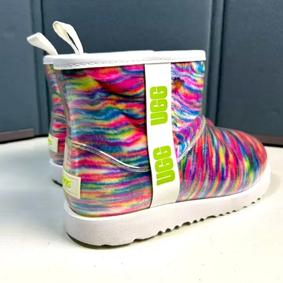 UGG Women Size 5 Clear Mini Pixelate Rain Boot Rainbow Multi Color Wool Lining