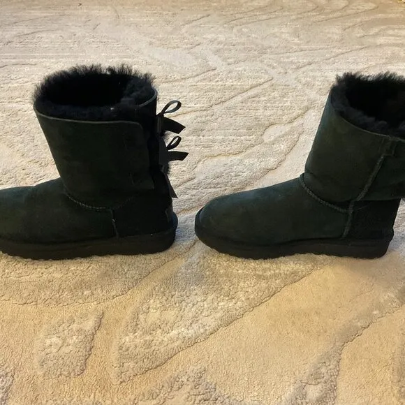 Ugg Women's Black Bailey Bow || Boots