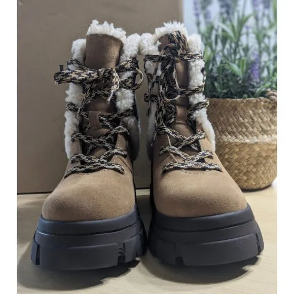 UGG Women's Chestnut Brooklyn Water Resistant Fur Lined Hiker Boots Size 10 NIB