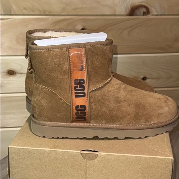 UGG Women's Classic Mini Side Logo II Boot 1134962 - SIZE 10- Chestnut