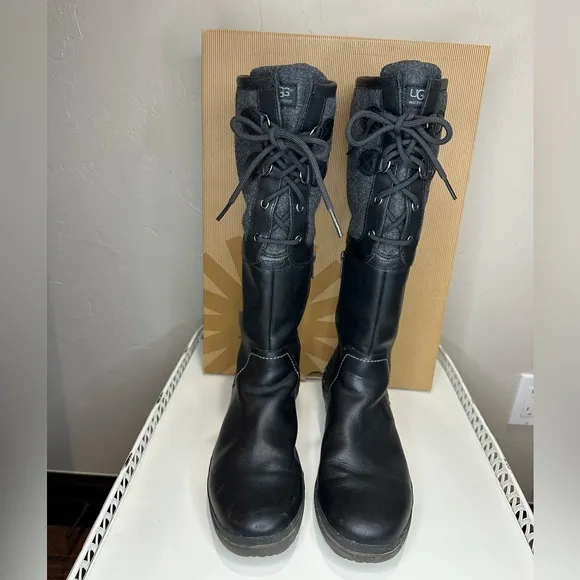 UGG Women’s Elsa Black Boots Size 9.5