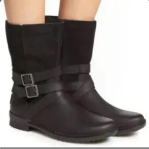 UGG Women's Lorna Waterproof Leather BOOTS 1095155 Black Size 8.5