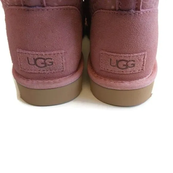 UGG Womens Size 8 Classic Mini Sparkle Spots Fashion Boots Shell Pink 1120893