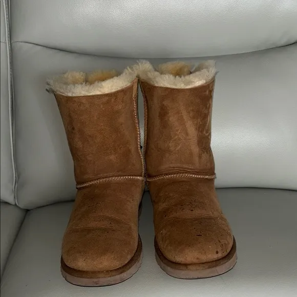 UGG Women's Tan Boots with Bows