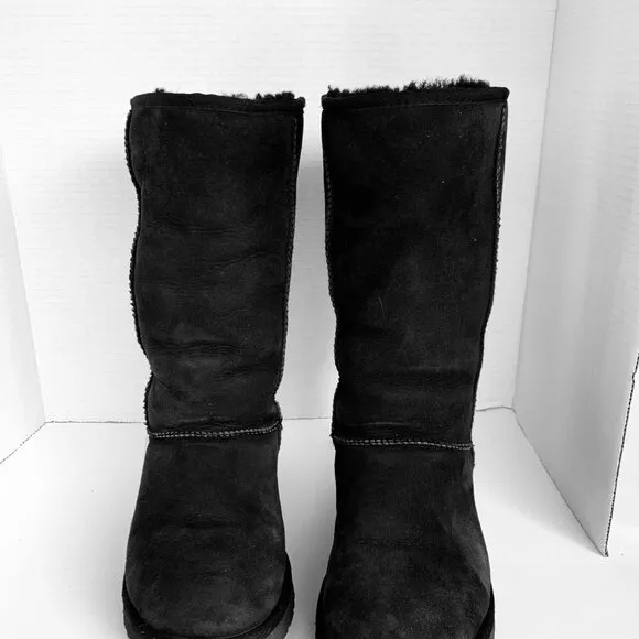 UGG Women's Classic Tall II Suede Boot Black Sz 7