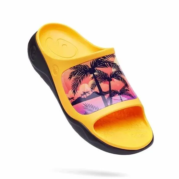 UIN Men's Beach Summer Comfort Slippers (Romantic Island Ibiza)New No Box