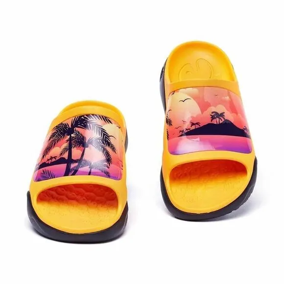 UIN Men's Beach Summer Comfort Slippers (Romantic Island Ibiza)New No Box
