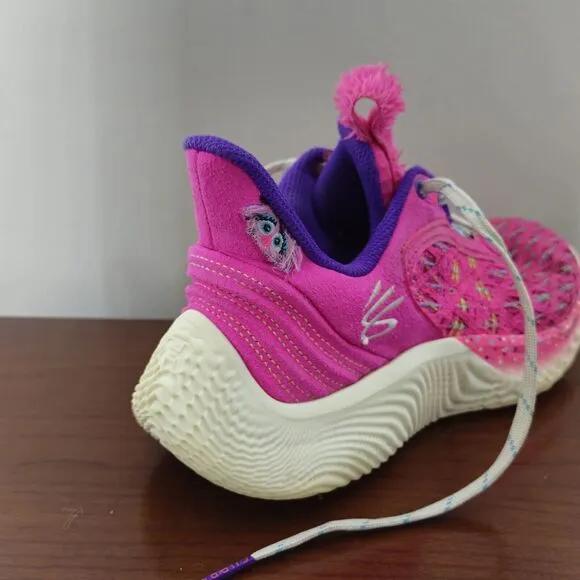 Under Armour Curry Flow 9 Sesame Street Pink Abby Cadabby Youth Size 4