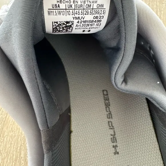 Under Armour flow slip speed Men's Gray Athletic Shoes