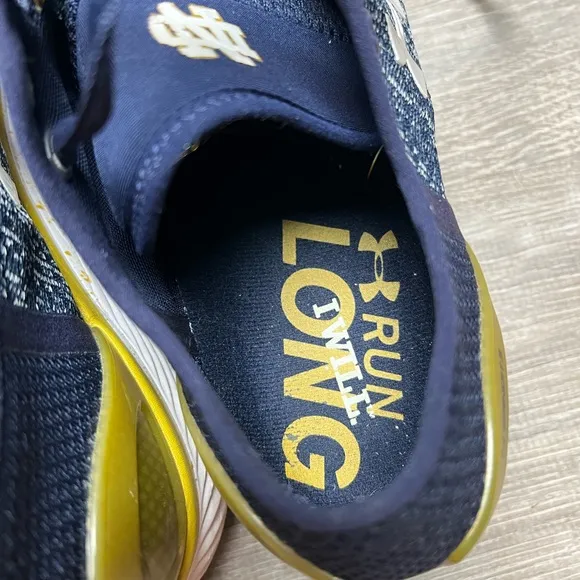 Under Armour Notre Dame‎ Team Charged Bandit 3 Shoes - 9.5
