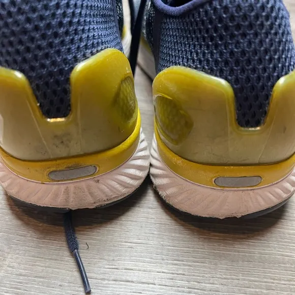 Under Armour Notre Dame‎ Team Charged Bandit 3 Shoes - 9.5