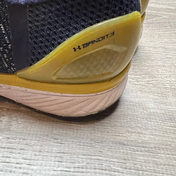 Under Armour Notre Dame‎ Team Charged Bandit 3 Shoes - 9.5