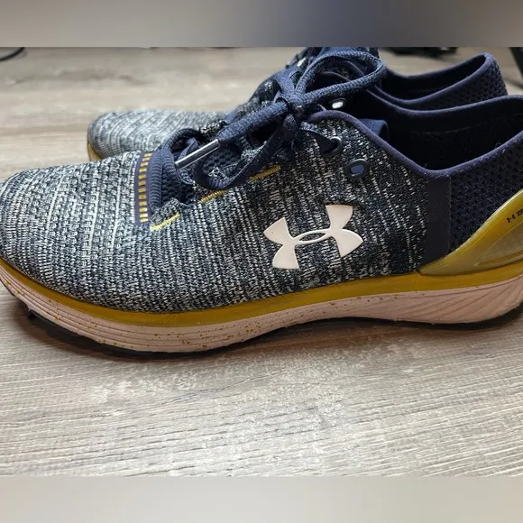 Under Armour Notre Dame‎ Team Charged Bandit 3 Shoes - 9.5