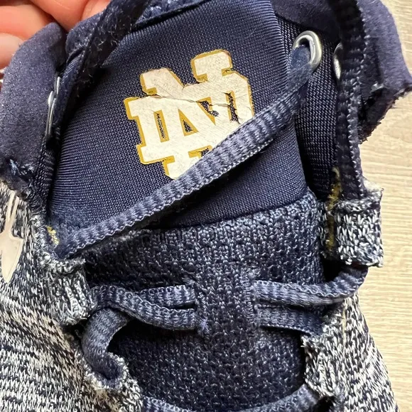 Under Armour Notre Dame‎ Team Charged Bandit 3 Shoes - 9.5