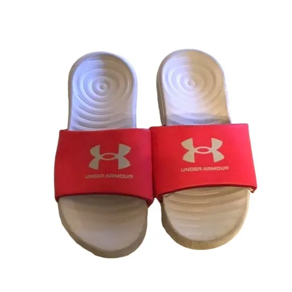 UNDER ARMOUR- SLIP-ON WHITE/RED SIZE 9