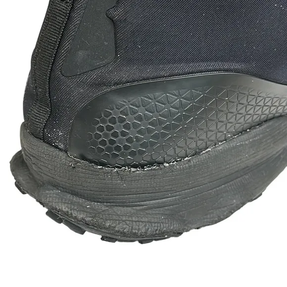 Under Armour UA SpeedFit Hike Mid Boots Triple Black #1257447-001 Size 12.5