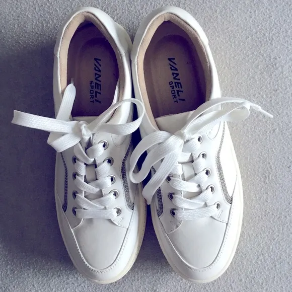Vaneli Sport Yoela White Leather Sneakers NWT Size 7