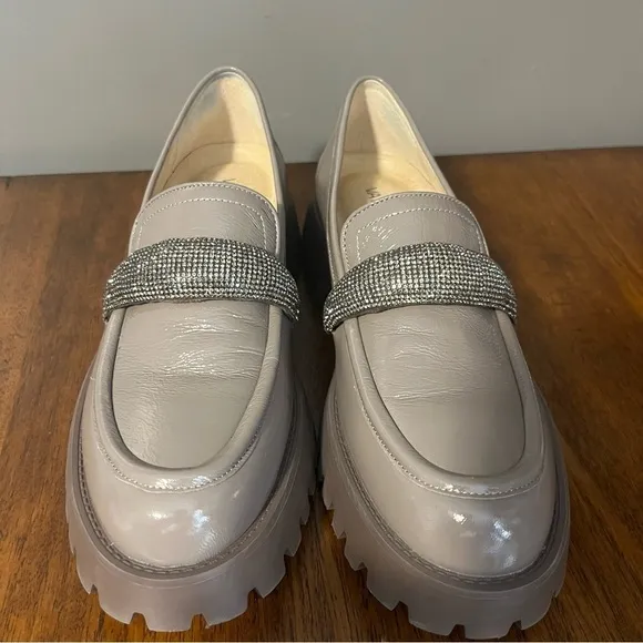 VANELi Women's Zaya platform loafer Like new condition. Women’s size 9.5 Narrow