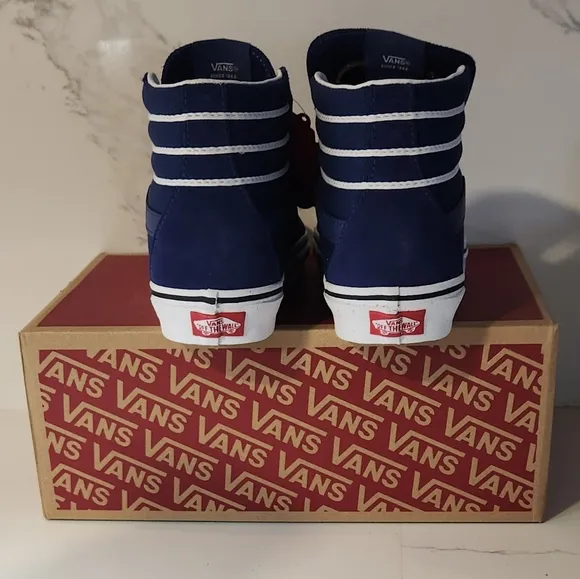 Vans &quot;Off the Wall&quot; Sk8-Hi Shoes