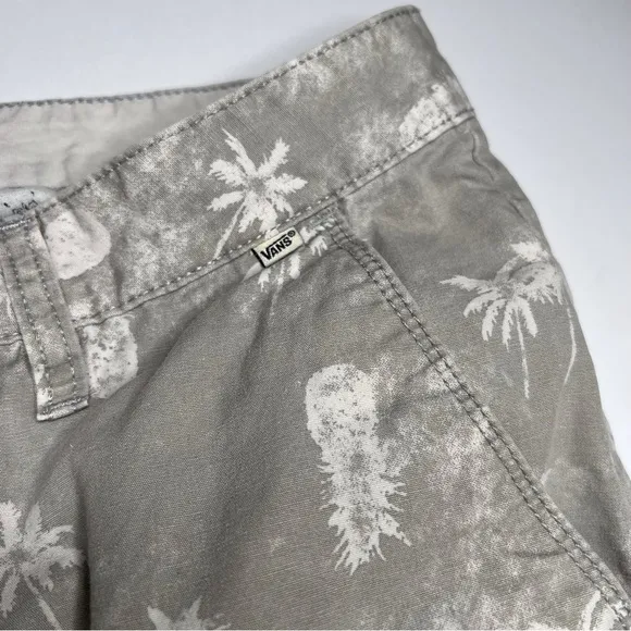 Vans Distressed Pineapple Palm Tree Cotton Shorts Tropical Beach Bum Skate Punk