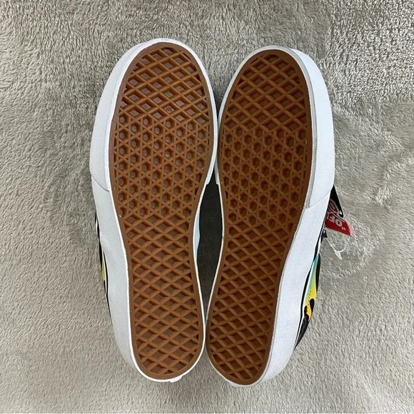 Vans Flame Glow in The Dark Slip On Boys Kids Sneakers Skate Size 6 Black NEW