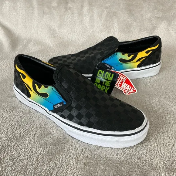 Vans Flame Glow in The Dark Slip On Boys Kids Sneakers Skate Size 6 Black NEW
