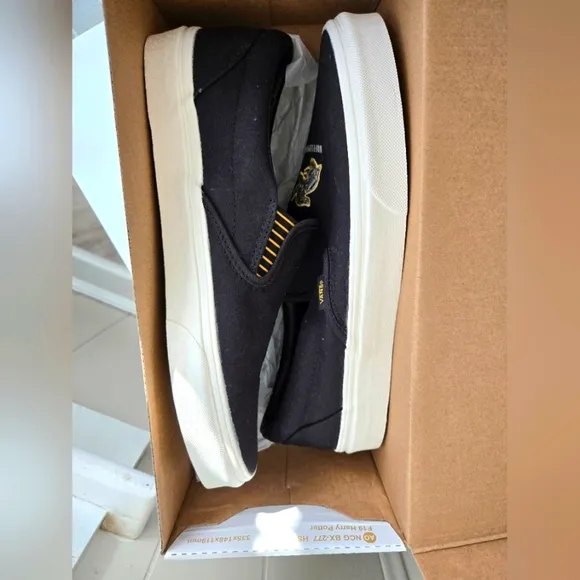 Vans Harry Potter Hufflepuff Black Slip-On Shoes