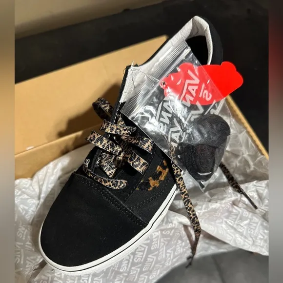 Vans Leopard Fur Old Skool Shoes, 7