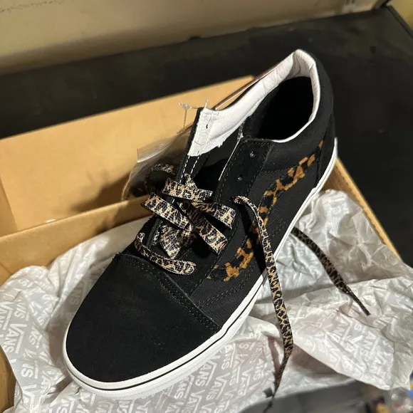 Vans Leopard Fur Old Skool Shoes, 7