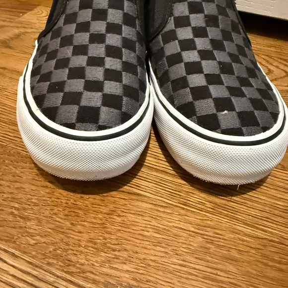 Vans Men's Black Checkered Slip-On Shoes size 7