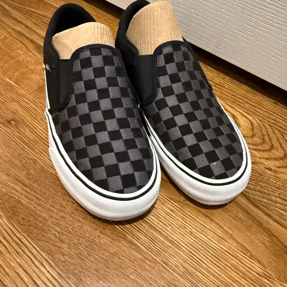 Vans Men's Black Checkered Slip-On Shoes size 7