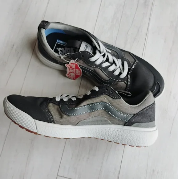 VANS NEW UltraRange Exo RapidWeld Shoes