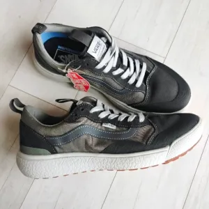 VANS NEW UltraRange Exo RapidWeld Shoes