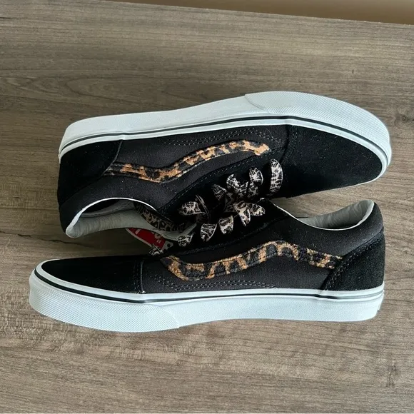 VANS Old Skool Leopard Fur / Black Shoe Junior Size 7 #844