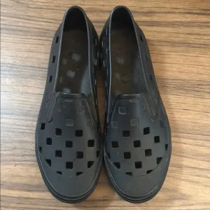 Vans Trek Men's Slip On Triple Black Water Shoes