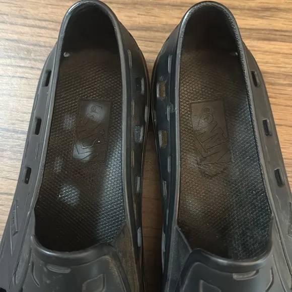 Vans Trek Men's Slip On Triple Black Water Shoes