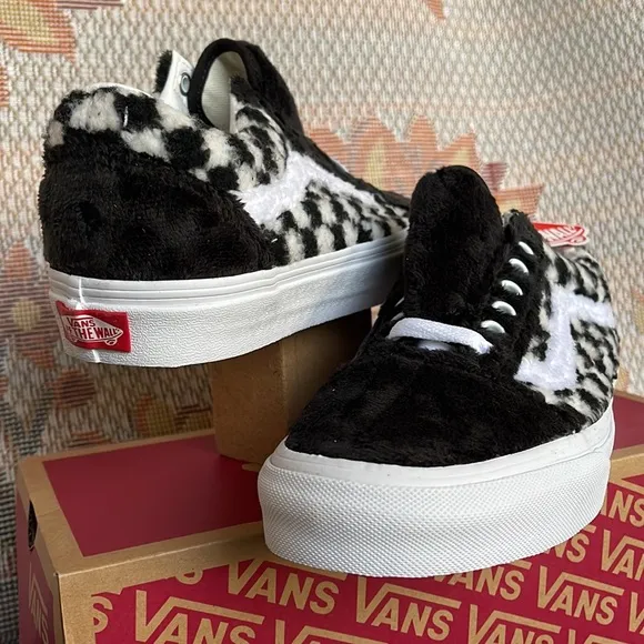 Vans WMNS Old Skool(Sherpa) Checkerboard/BlackVN0A5KRF95ASneakers G