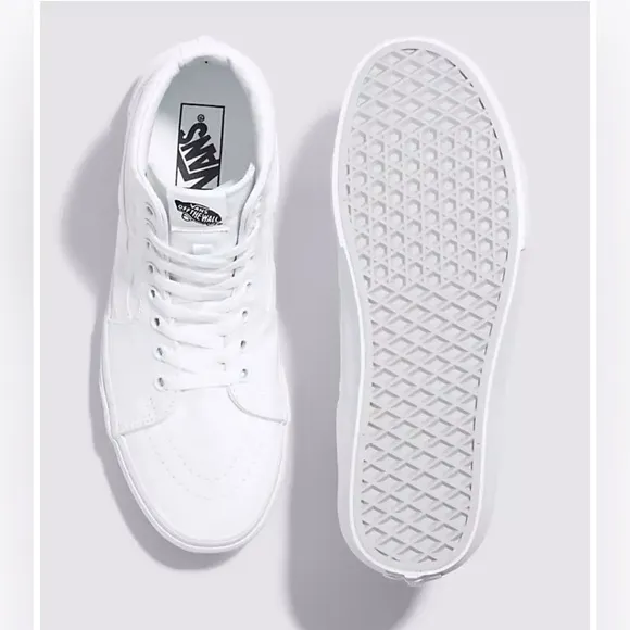VANS World's # 1 Skateboard Shoes Hi Top Sport Shoes Men's Size 7.5 Gently Worn