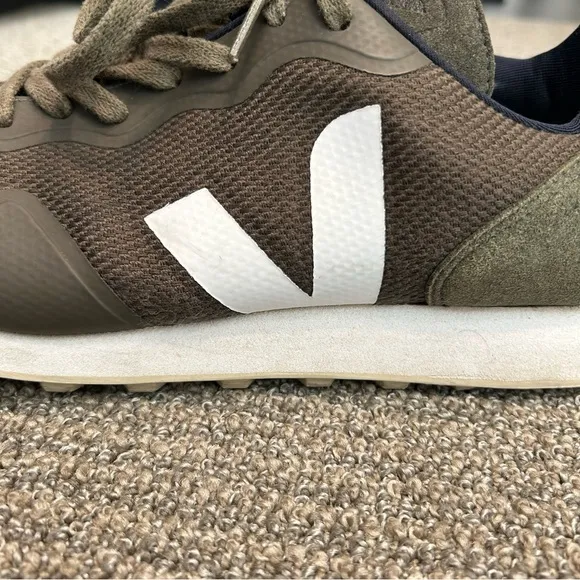 Veja SDU Shoes Olive Green Men's Size 11.5 EU 45