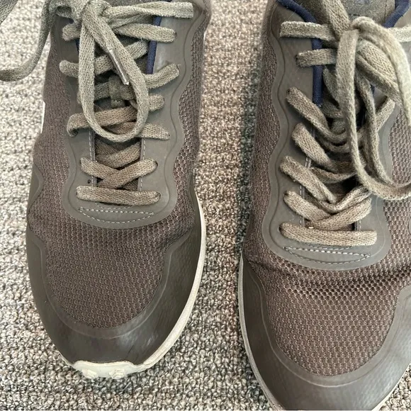Veja SDU Shoes Olive Green Men's Size 11.5 EU 45