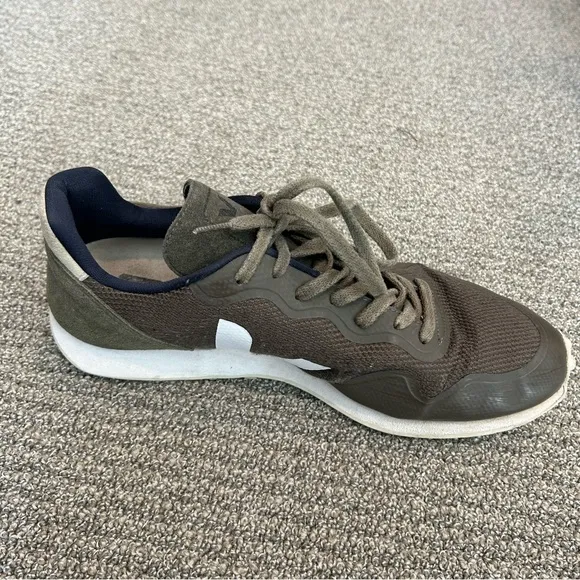 Veja SDU Shoes Olive Green Men's Size 11.5 EU 45