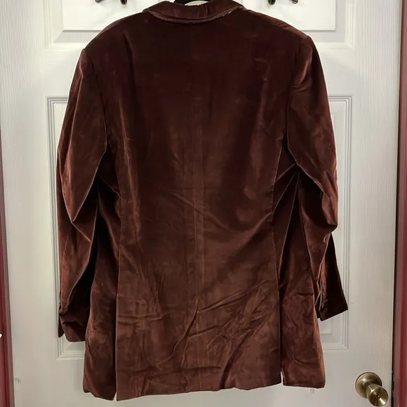 Velvet Blazer by Elevee.  Made for Travis Fisher NFL Size is