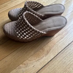 Veronica Beard Tan Woven Women's Shoes
