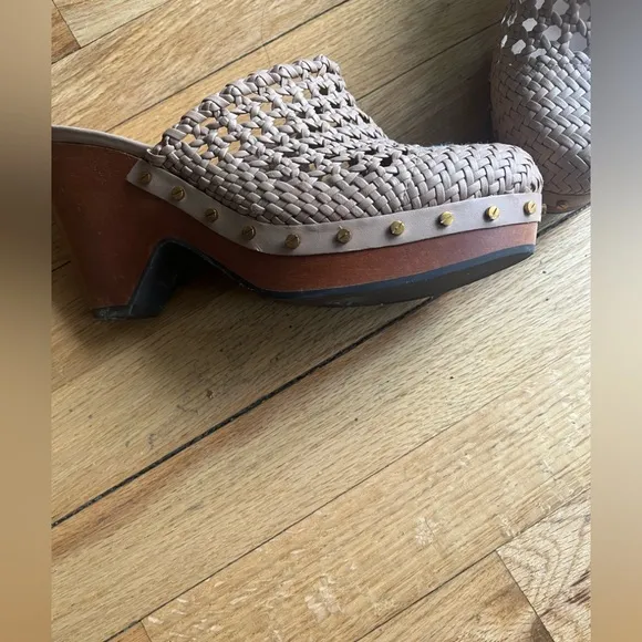 Veronica Beard Tan Woven Women's Shoes