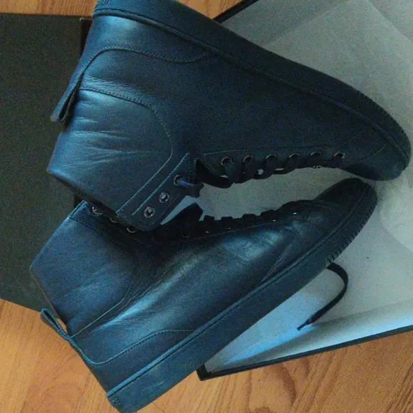 Versace sport shoes