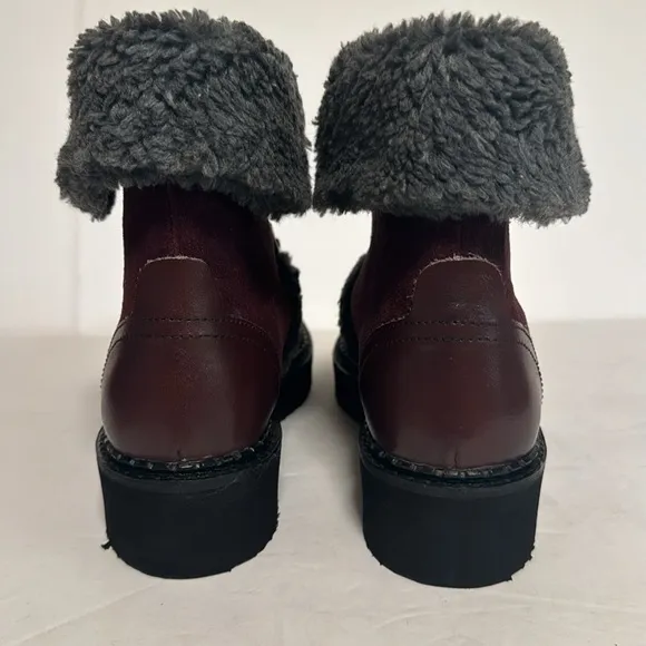 Very Volatile size 7 Tonkin burgundy suede leather Sherpa fur lined boots NIB