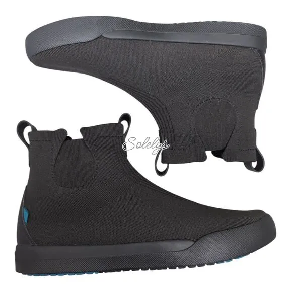 Vessi Weekend Chelsea Asphalt Black on Black DymaTex Knit Waterproof Boot Men 10
